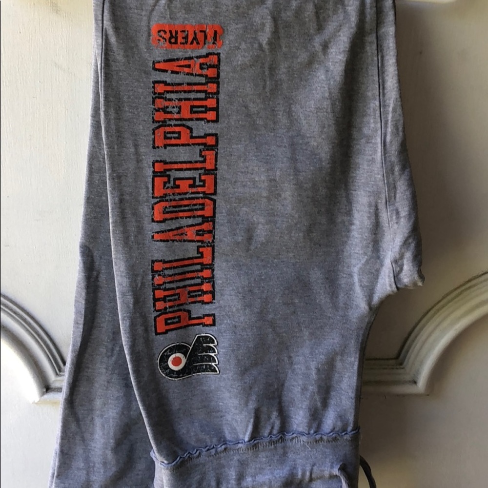 Women’s Philadelphia Flyers Sweats
